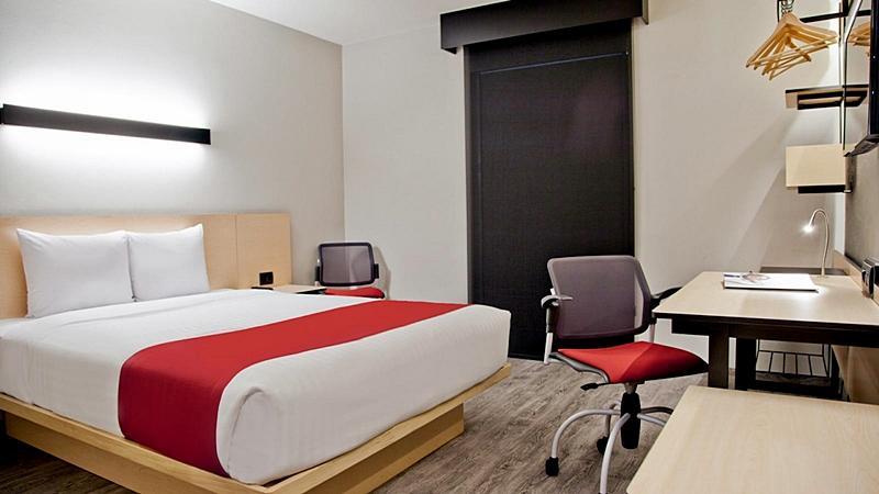 City Express Plus By Marriott Bogota Aeropuerto Bagian luar foto