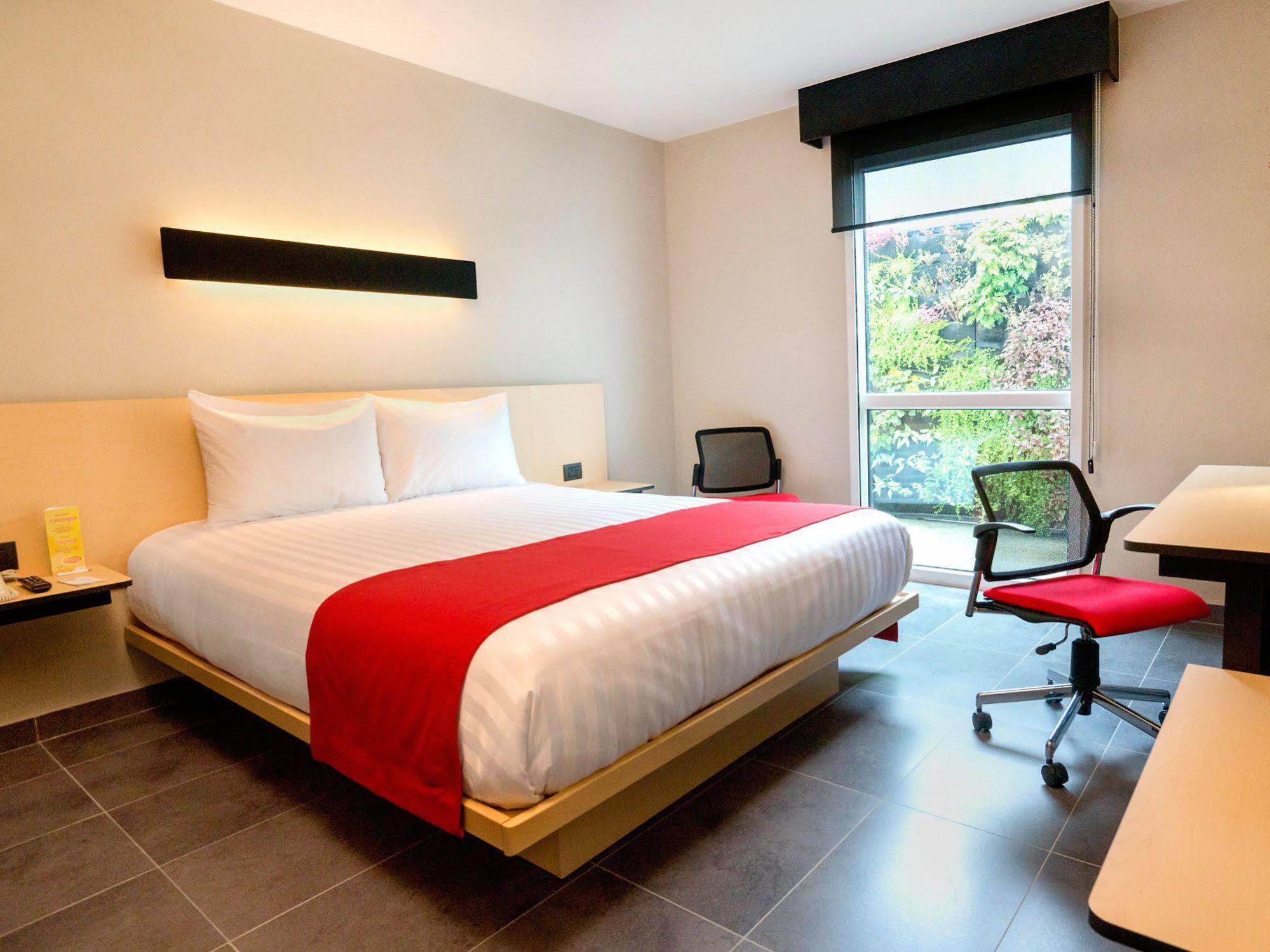 City Express Plus By Marriott Bogota Aeropuerto Bagian luar foto
